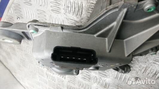 Мотор стеклоочистителя лобового стекла citroen C4