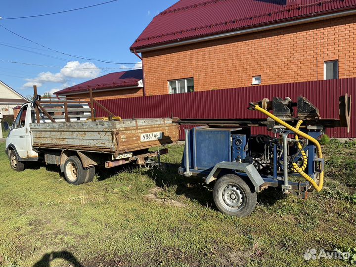 Малогабаритная бурильная установка на воду