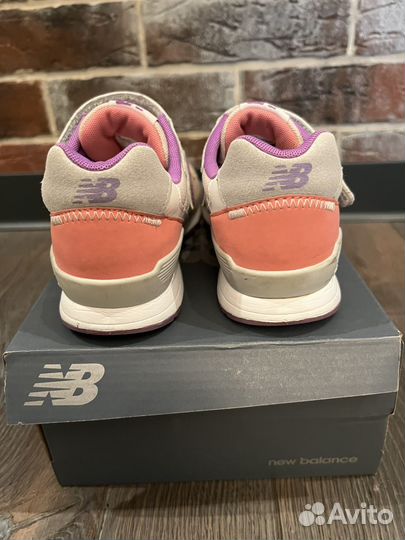 Легкие кроссовки New Balance, р. 34.5 EU