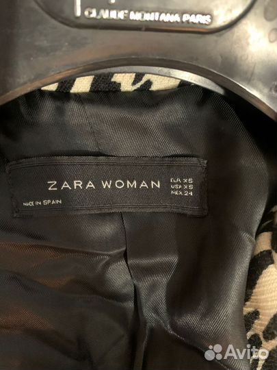 Zara демисезонное пальто XS-S