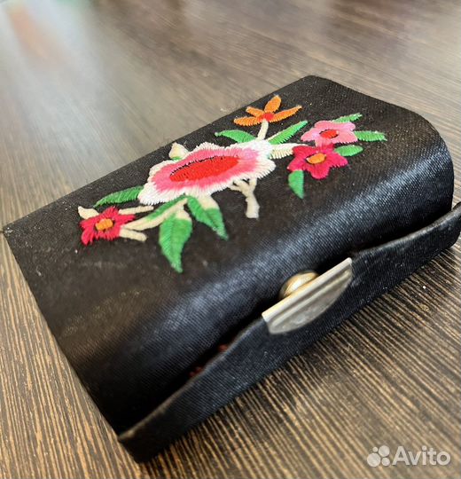 Шкатулка с зеркальцем