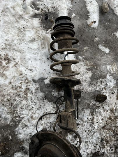 Daewoo gentra передняя стойка