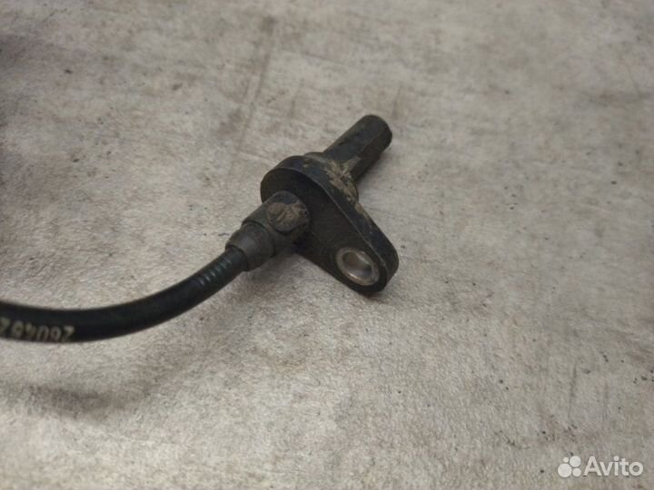 Датчик ABS передний Bmw 5 E60 2004