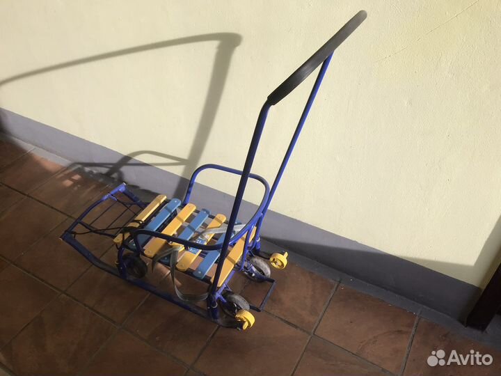 Детские санки с колесами