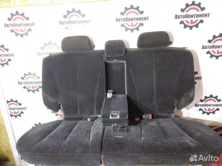 Сиденья задняя Hyundai Terracan HP D4BH 2.5D 2001