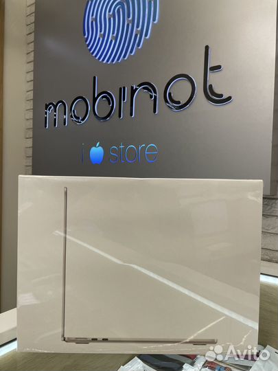 MacBook Air 13.6 2022 M2 16/256ssd/8GPU Z15S00112