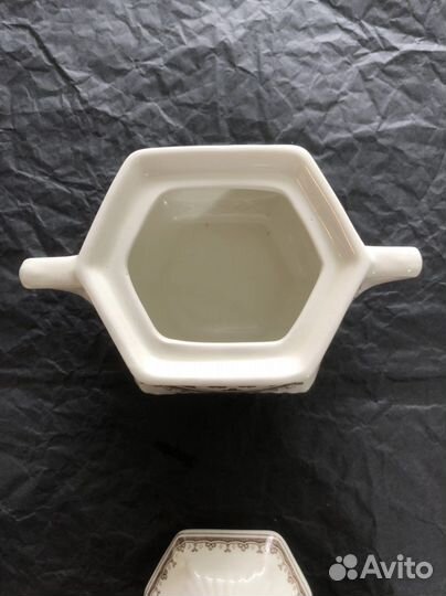 Сахарница и молочник Англия