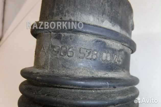 Патрубок воздушного фильтра