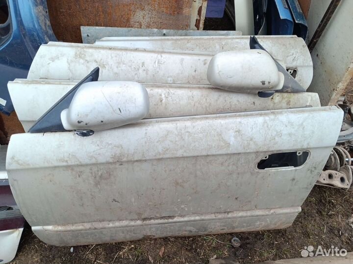 Дверь subaru legacy