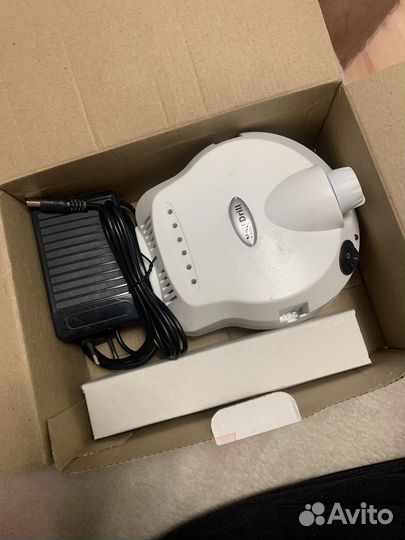 Аппарат для маникюра и педикюра