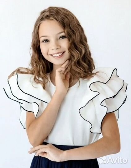 Блузка нарядная школьная для девочки