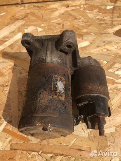 Стартер Renault Logan