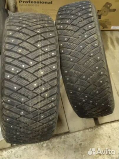 Goodyear UltraGrip Ice Arctic SUV 225/65 R17