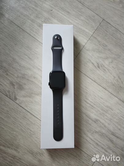 Часы apple watch SE 44mm