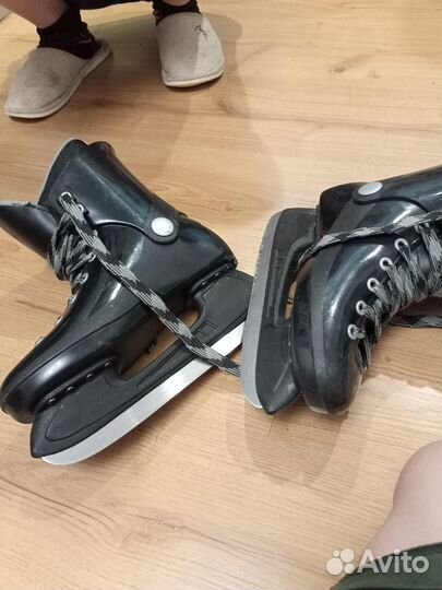 Коньки мужские 38 размер
