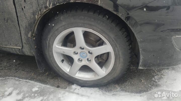 Диски литые с резиной R15 5x108