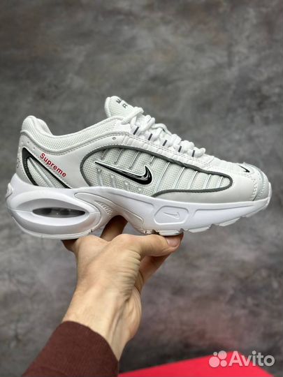 Кроссовки Nike Air Max Tailwind 4 Supreme White