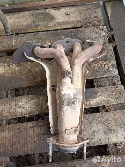 Выпускной коллектор Mazda 6GG