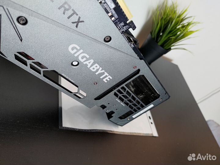 Gigabyte RTX 3070 Ti