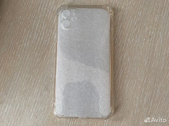 Чехол на iPhone 11