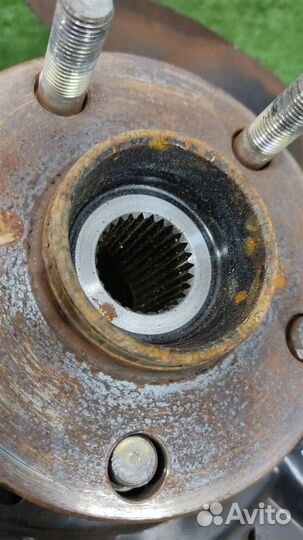 Кулак передний правый Subaru Forester SJ/S13 2017