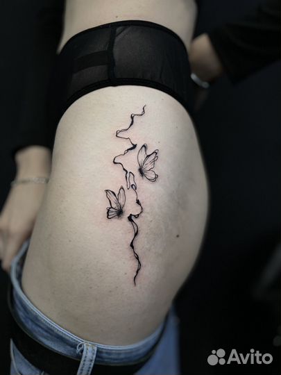 Мастер татуировки