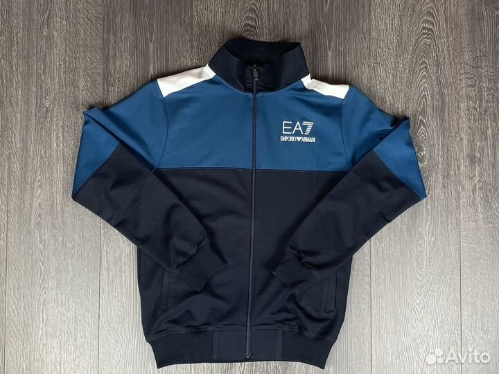 Спортивный костюм Emporio Armani