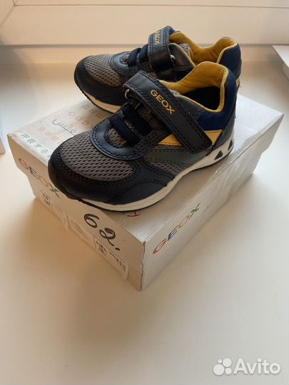 Кроссовки geox 22р