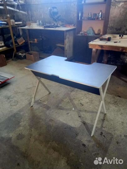 Компьютерный стол/стол геймерский