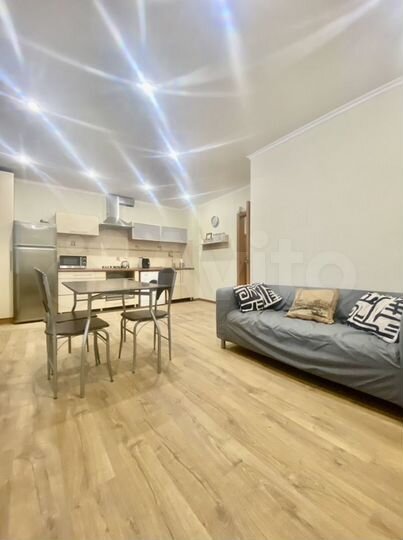 2-к. квартира, 70 м², 1/4 эт.