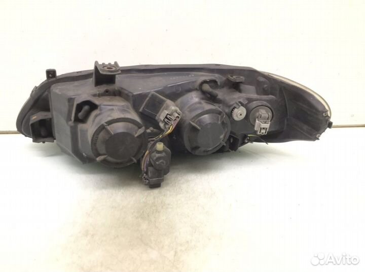 Фара правая Nissan Almera N16 1.8 I 2005