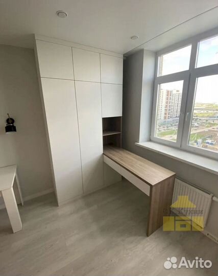 Шкаф купе с зеркалом