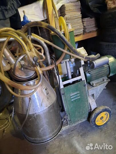 Продаётся доильный аппарат для коз.Торг уместен