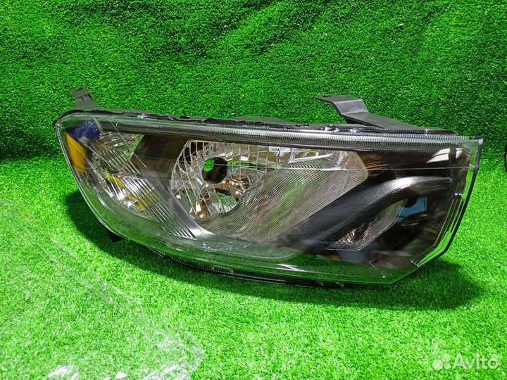 Правая и левая блок-фара гранта FL