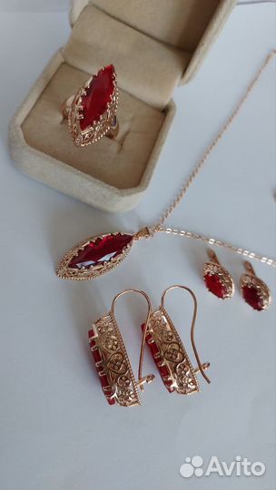 Золотой комплект маркиз лодочка рубин проба 585 RG