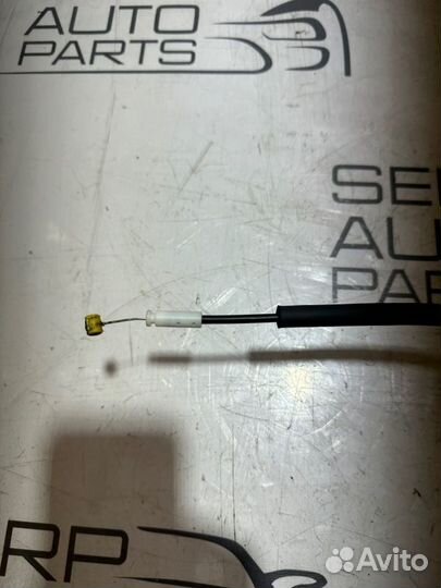 Замок двери передний правый Kia Ceed JD D4FB 2013