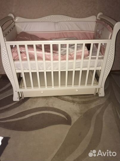 Кроватка детская