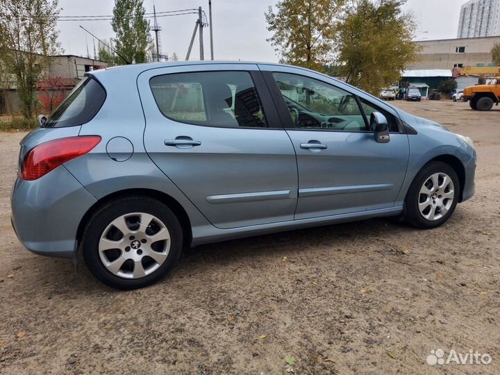 Peugeot 308 1.6 AT, 2012, 150 000 км