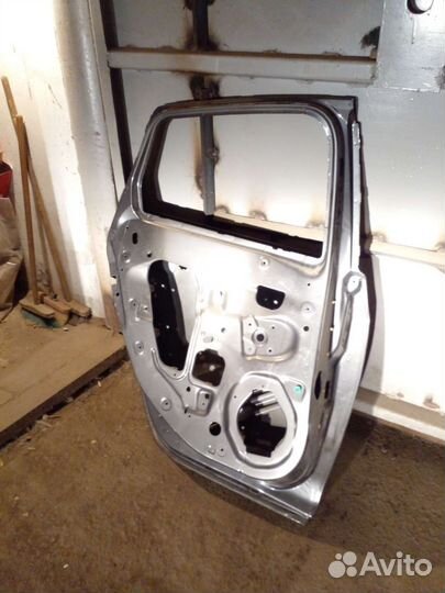 Дверь задняя левая opel astra j