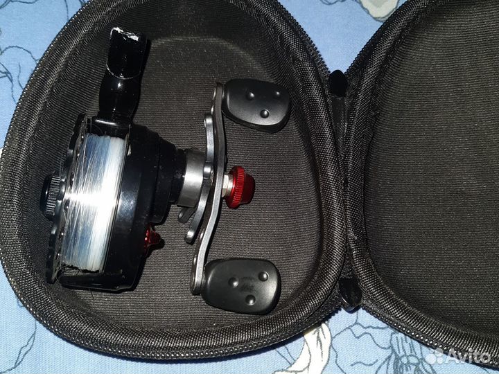 Чехол для рыболовных катушек жесткий