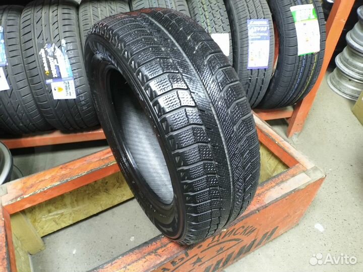 Michelin X-Ice 2 205/60 R16