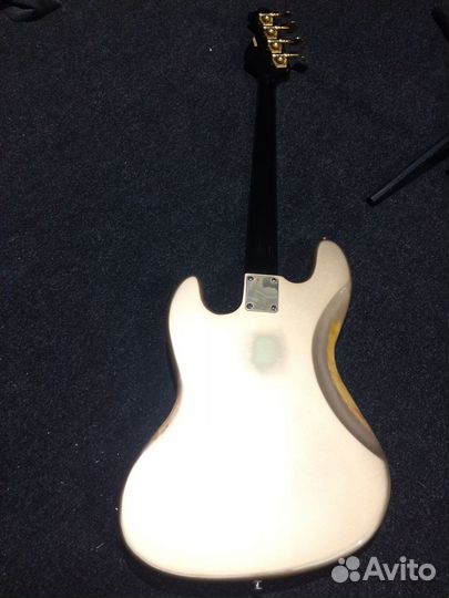 Бас-гитара Bossa JB