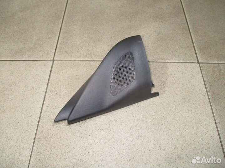 Крышка зеркала внутренняя левая Peugeot 4007 2007