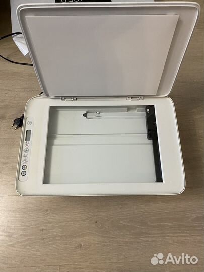 Мфу принтер, копир, сканер HP deskjet 2620
