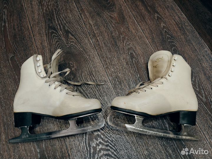 Коньки фигурные Vecra