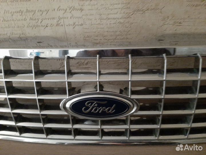 Решетка радиатора Ford Explorer 2003 г