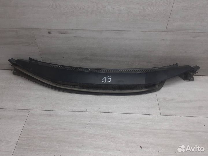 Водосток лобового стекла (жабо) Honda Civic 5D 8