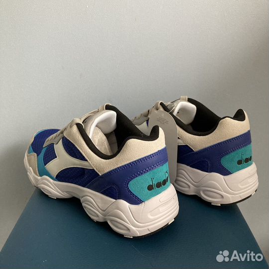 Кроссовки Diadora