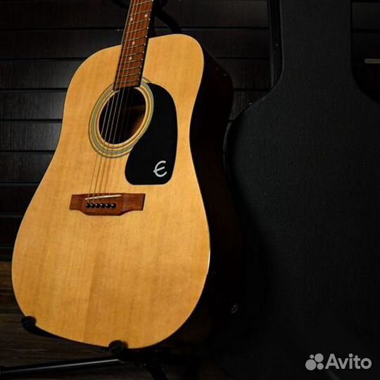 Акустическая гитара Epiphone+ аксессуары