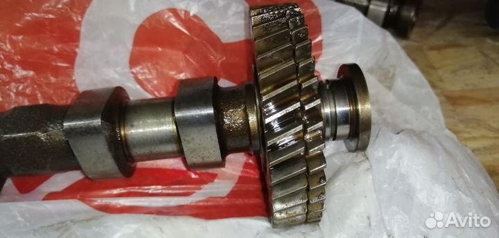 Распредвал впускной Toyota Carina E